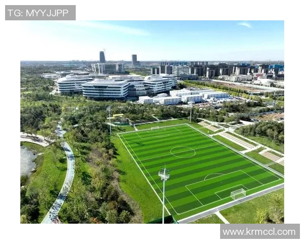 创新足球场地设计理念提升运动体验与环境友好性探讨